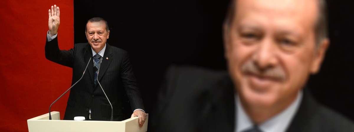 土耳其主廚握刀特寫