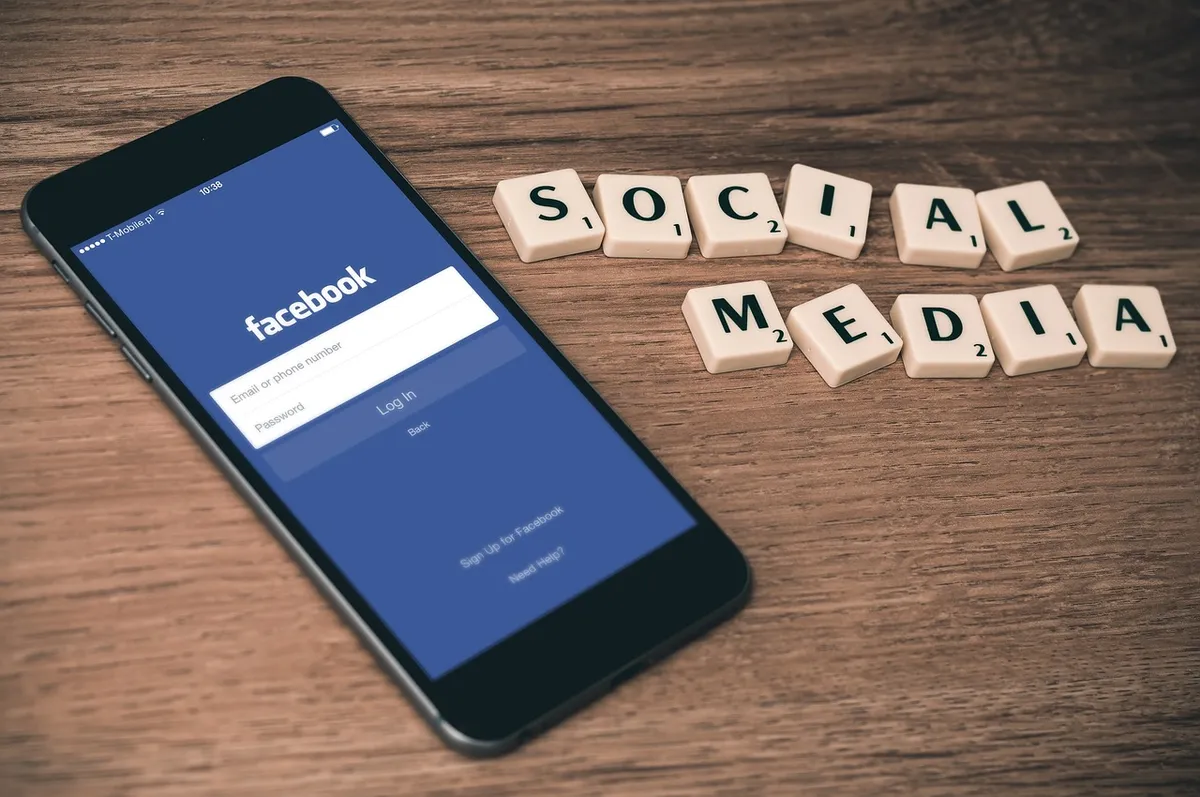 social media, facebook, smartphone, iphone, mobile, media, web, internet, social network, social networking, multimedia, social media, social media, social medi